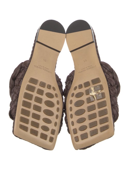 Bottega Veneta Raffia Slides