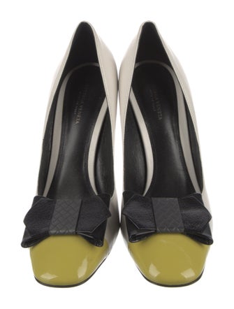 Bottega Veneta Leather Bow Accents Pumps
