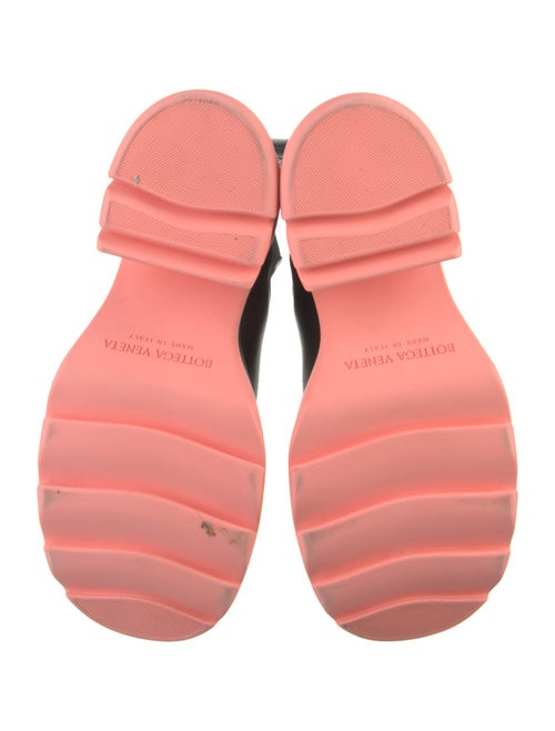 Bottega Veneta Leather Chelsea Boots