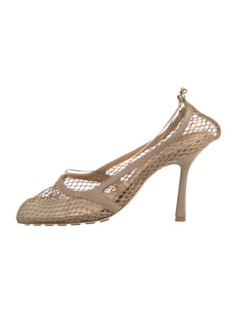 Bottega Veneta Mesh Chain-Link Accents Slingback Pumps
