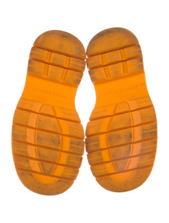 Bottega Veneta Leather Chelsea Boots