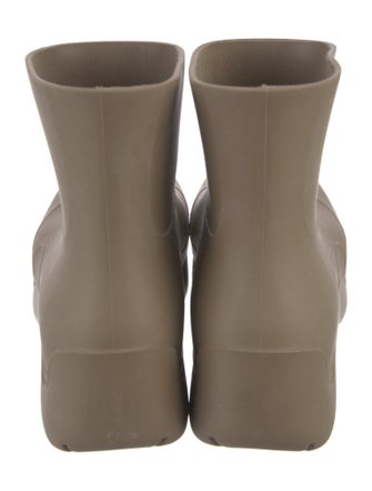 Bottega Veneta Puddle Rubber Rain Boots