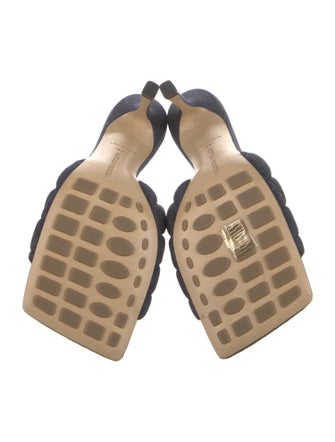 Bottega Veneta Canvas Slides