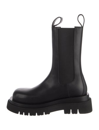 Bottega Veneta Leather Chelsea Boots