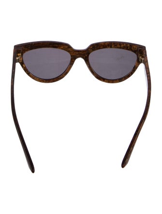 Bottega Veneta Wayfarer Tinted Sunglasses