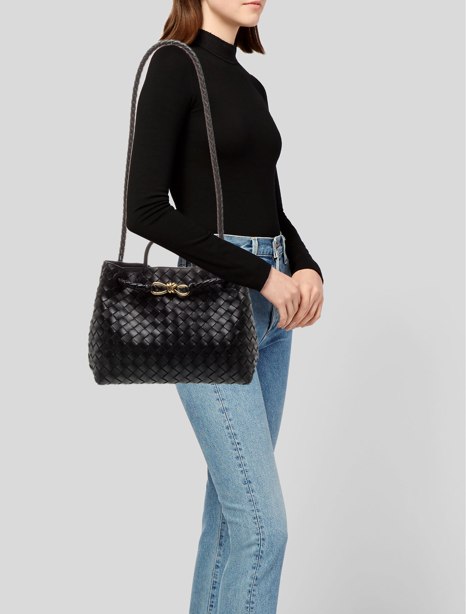 Bottega Veneta Intrecciato Andiamo Medium