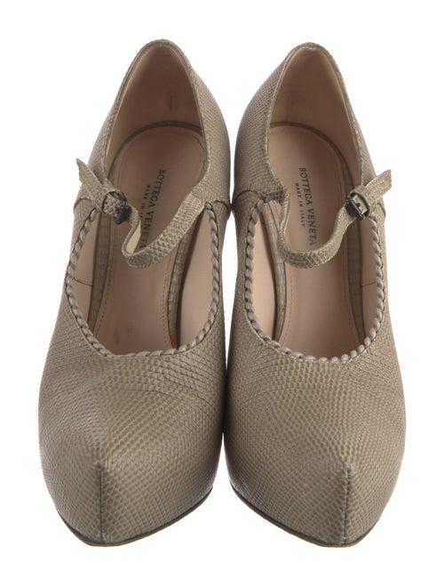 Bottega Veneta Leather Pumps