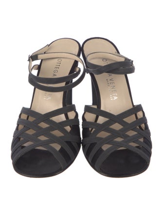 Bottega Veneta Leather Mules