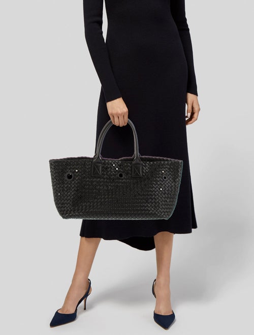 Bottega Veneta Intrecciato Cabat Medium