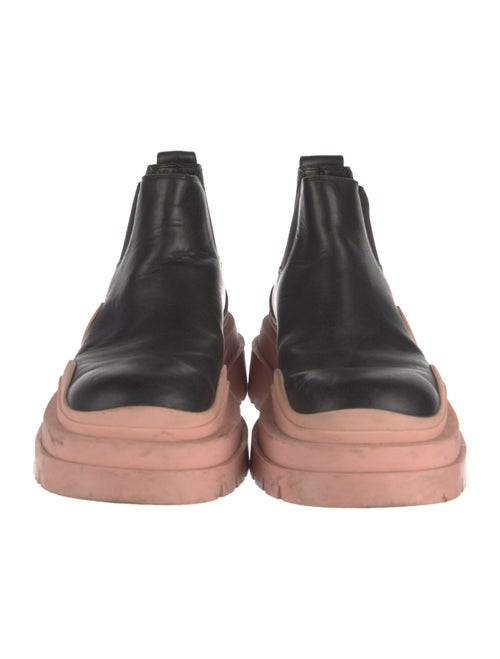 Bottega Veneta Leather Leather Trim Embellishment Chelsea Boots