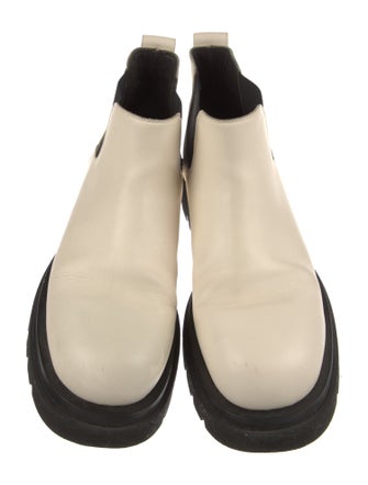 Bottega Veneta Leather Chelsea Boots