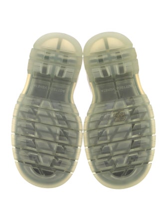 Bottega Veneta Leather Chelsea Boots