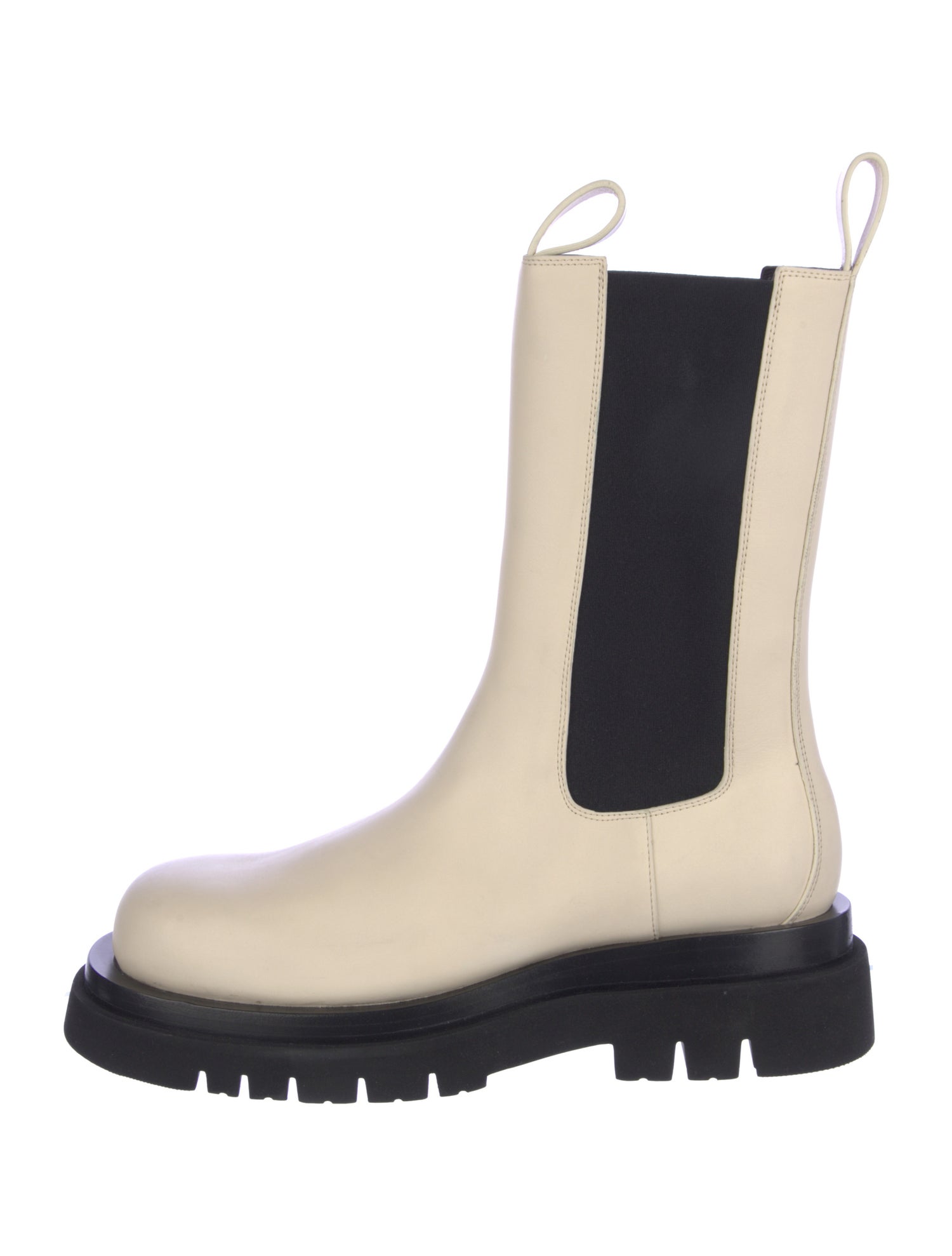 Bottega Veneta The Lug Chelsea Leather Chelsea Boots