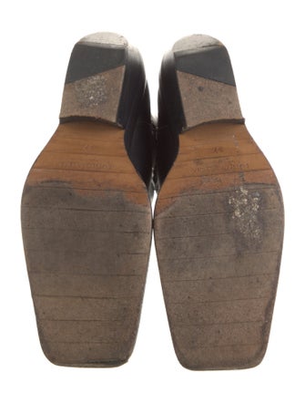 Bottega Veneta Leather Chelsea Boots