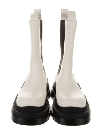 Bottega Veneta Leather Chelsea Boots