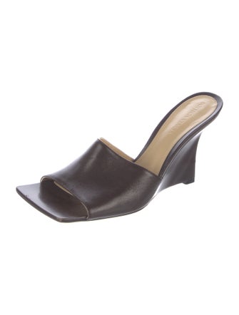 Bottega Veneta Leather Slides