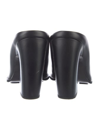 Bottega Veneta Leather Mules