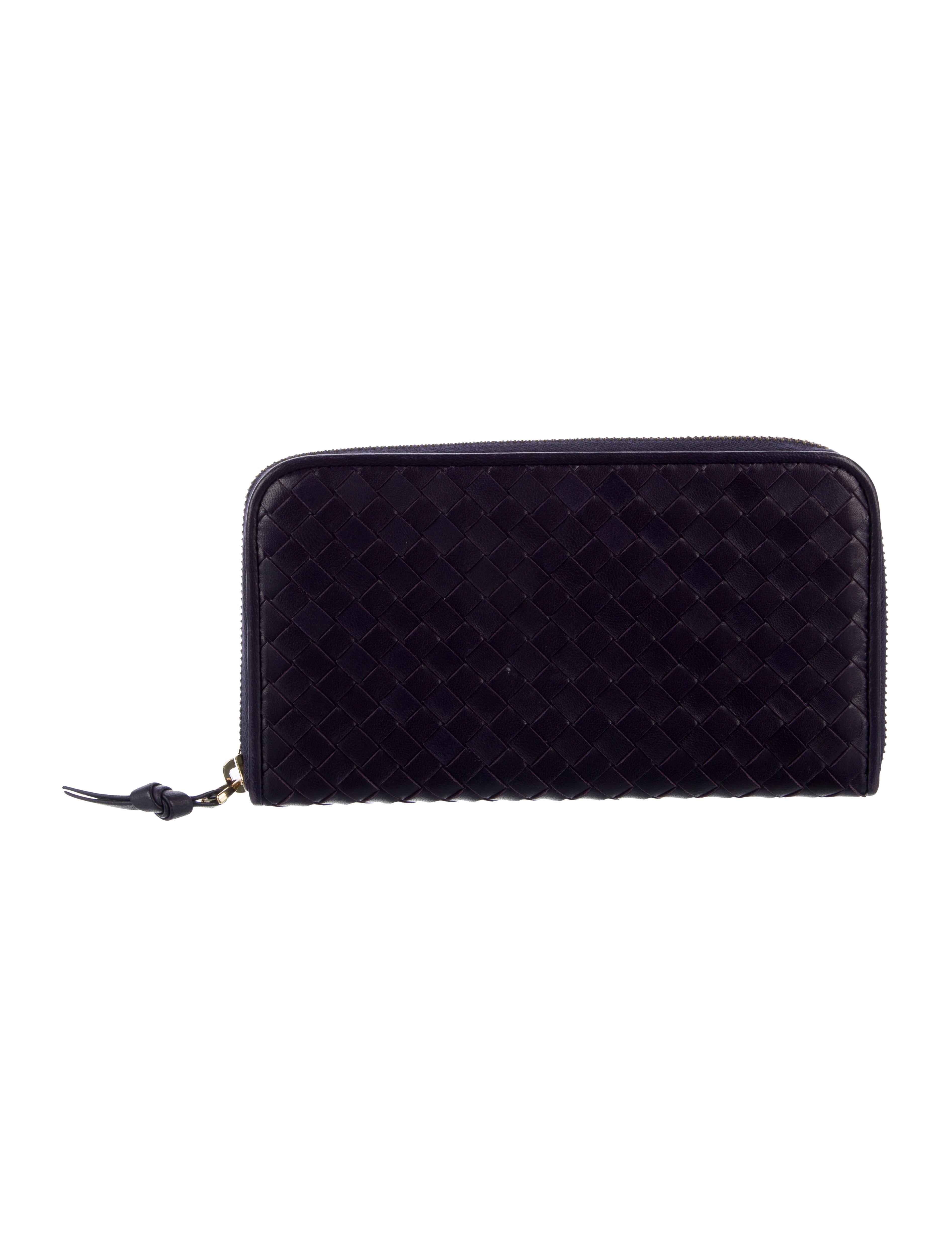 Bottega Veneta Vintage 2008 Continental Wallet