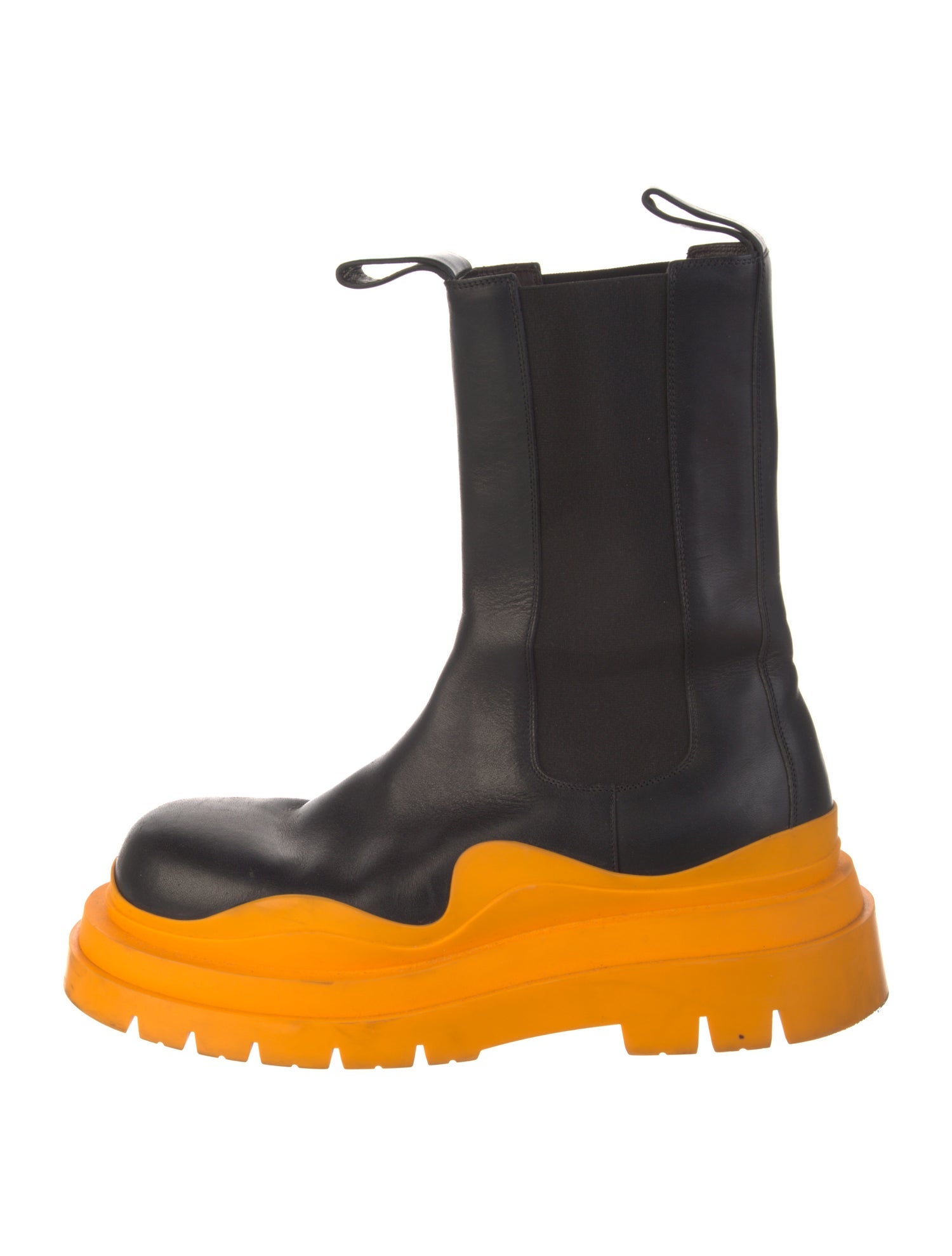 Bottega Veneta Leather Chelsea Boots