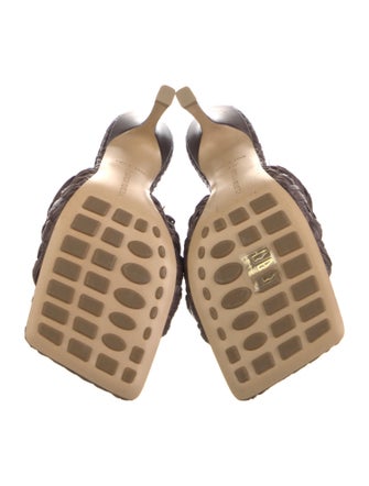 Bottega Veneta Raffia Slides