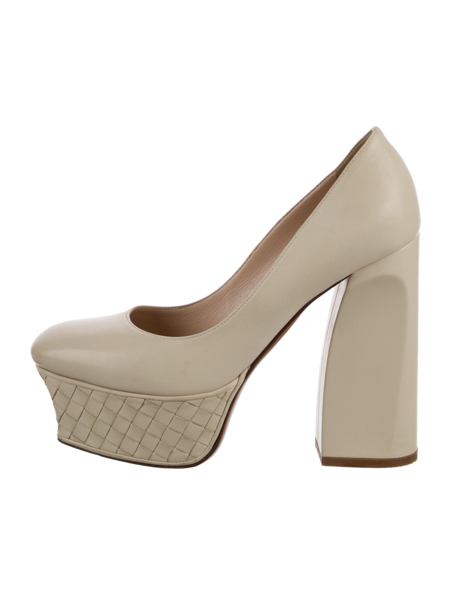 Bottega Veneta Intrecciato Weave Leather Pumps