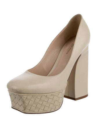 Bottega Veneta Intrecciato Weave Leather Pumps