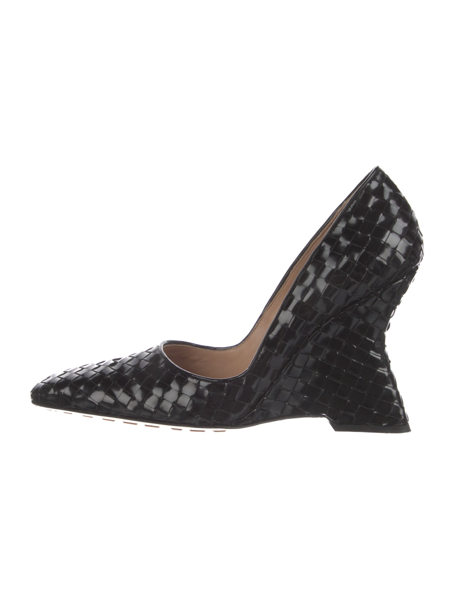 Bottega Veneta Intrecciato Weave Patent Leather Pumps