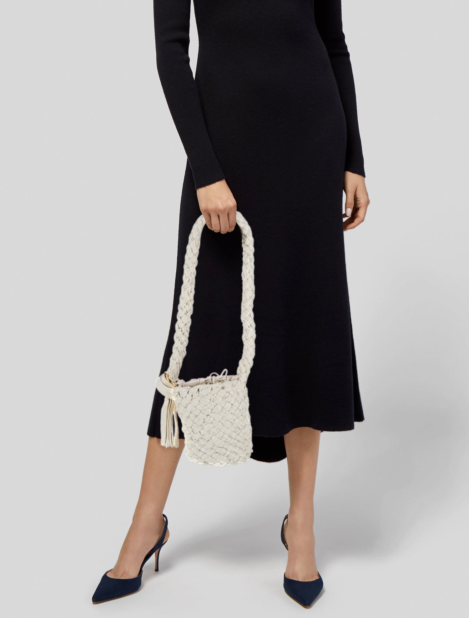 Bottega Veneta Intrecciato Bucket Bag Small