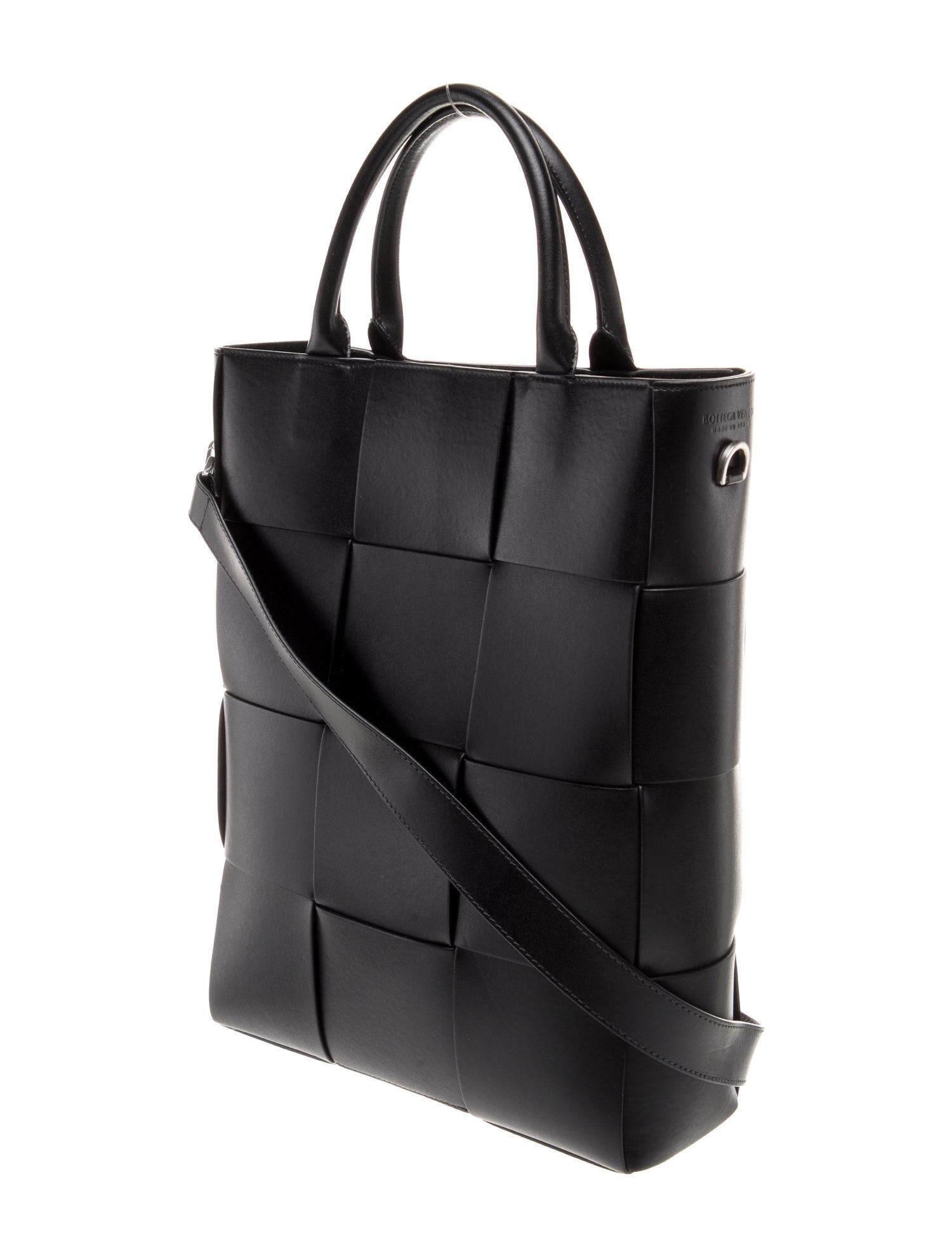 Bottega Veneta Mesh Bucket Bag