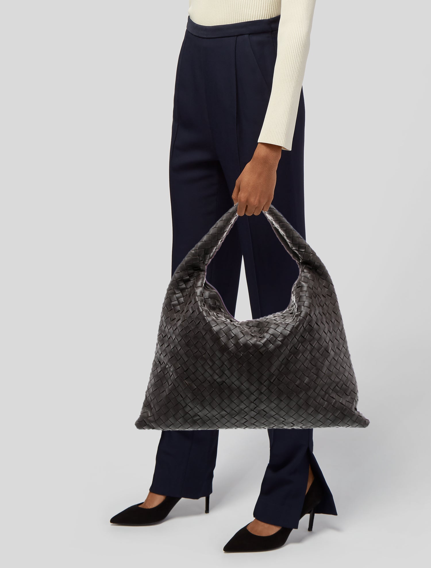 Bottega Veneta Intrecciato Hop Large