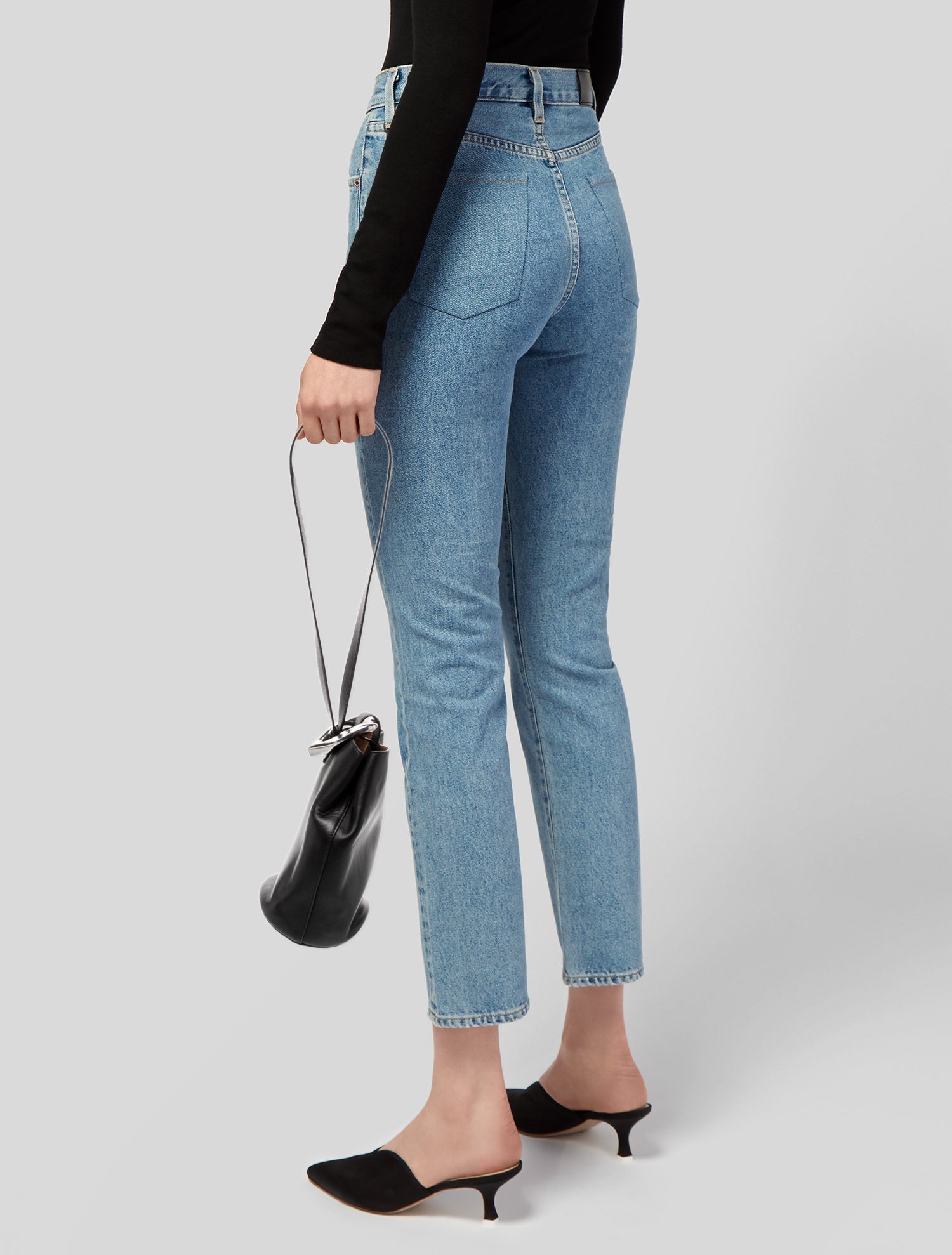 Bottega Veneta Leather Drop bucket bag