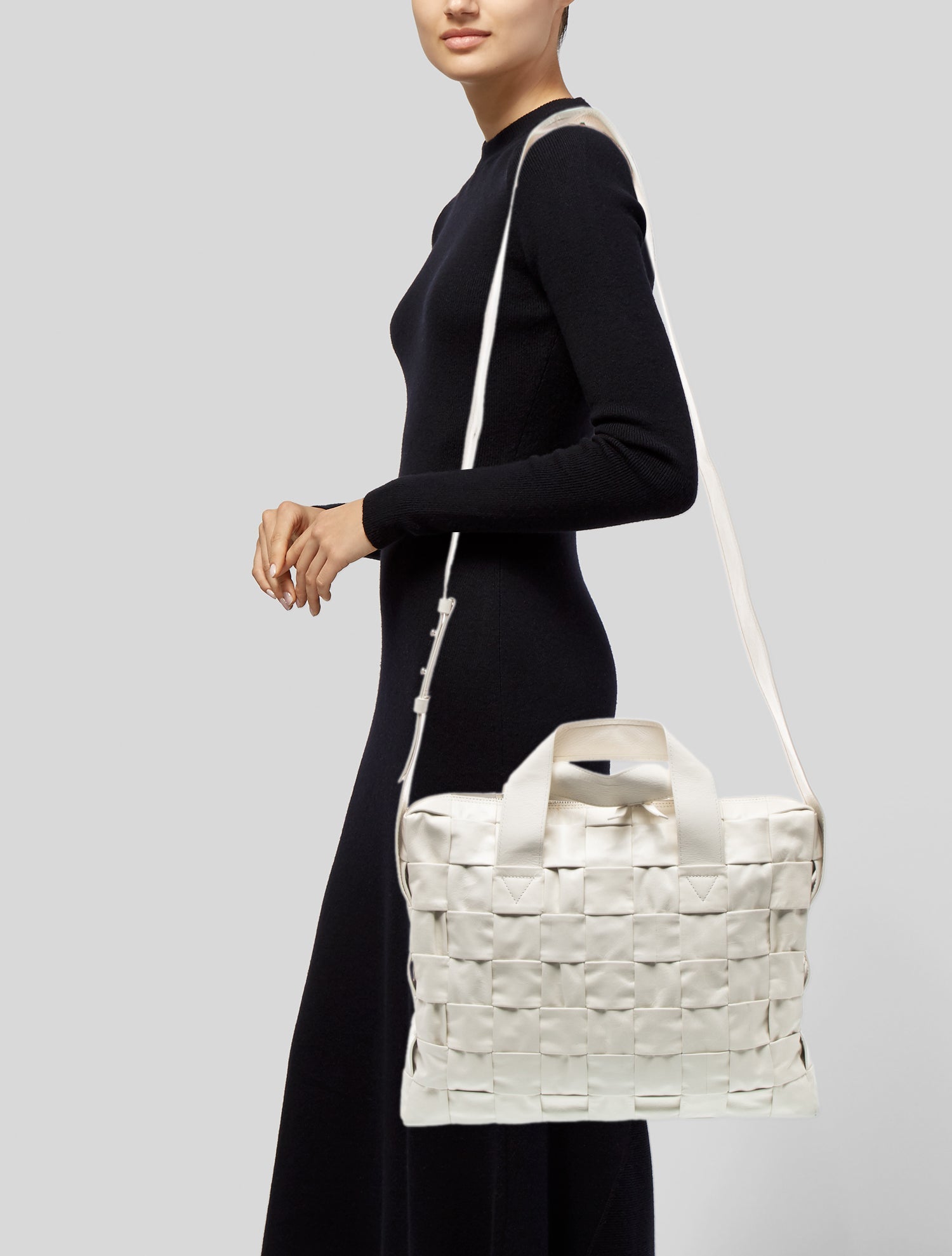 Bottega Veneta Intrecciato Cassette Maxi