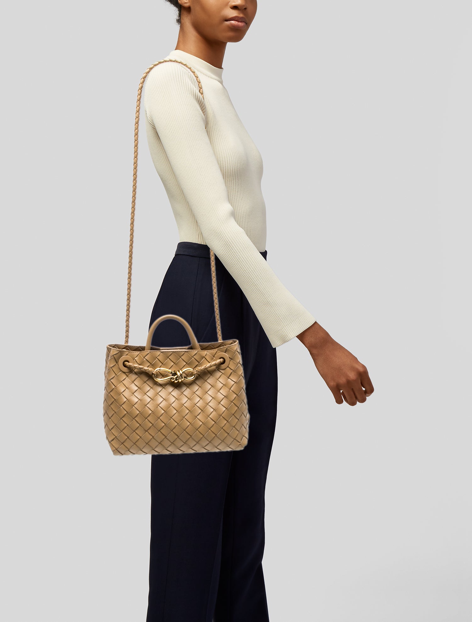 Bottega Veneta Intrecciato Leather Intrecciato Andiamo Shoulder Bag Small
