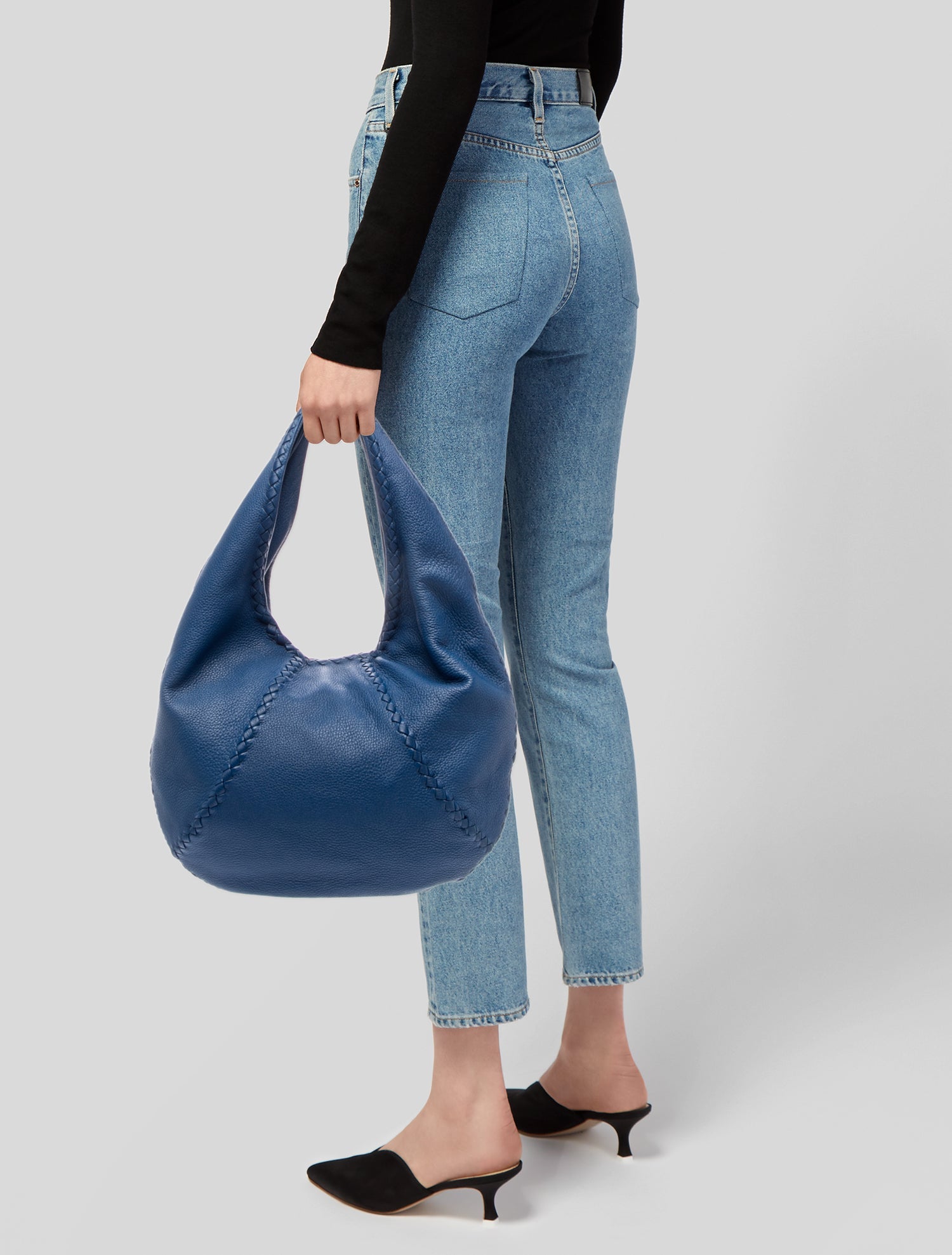 Bottega Veneta Intrecciato Cervo Hobo