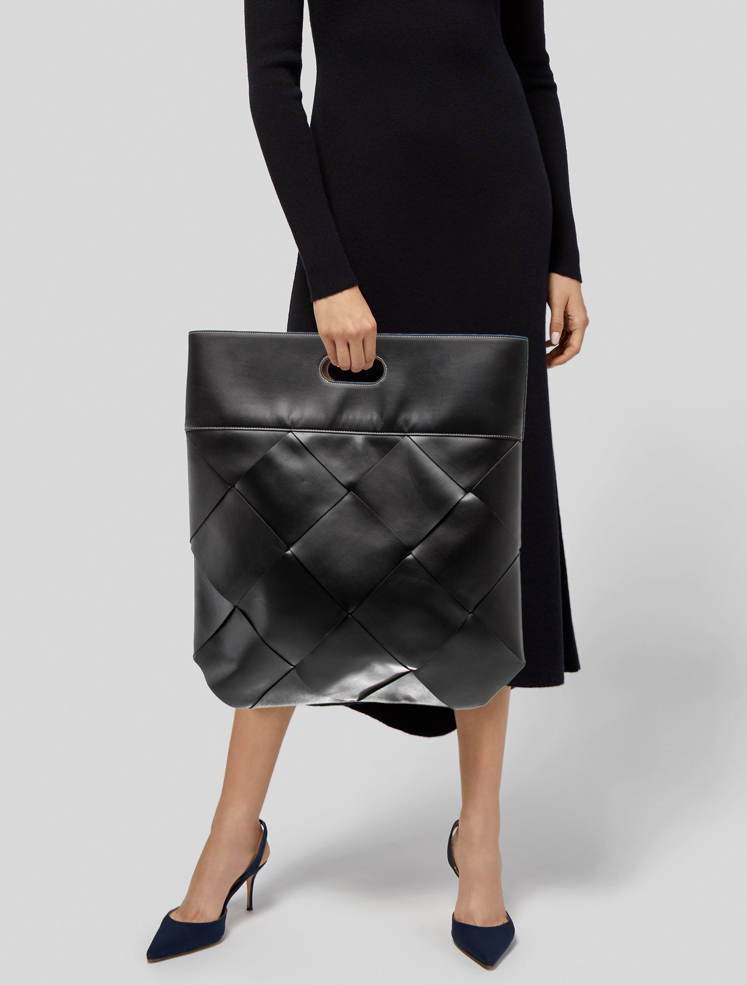 Bottega Veneta Leather Slip Large