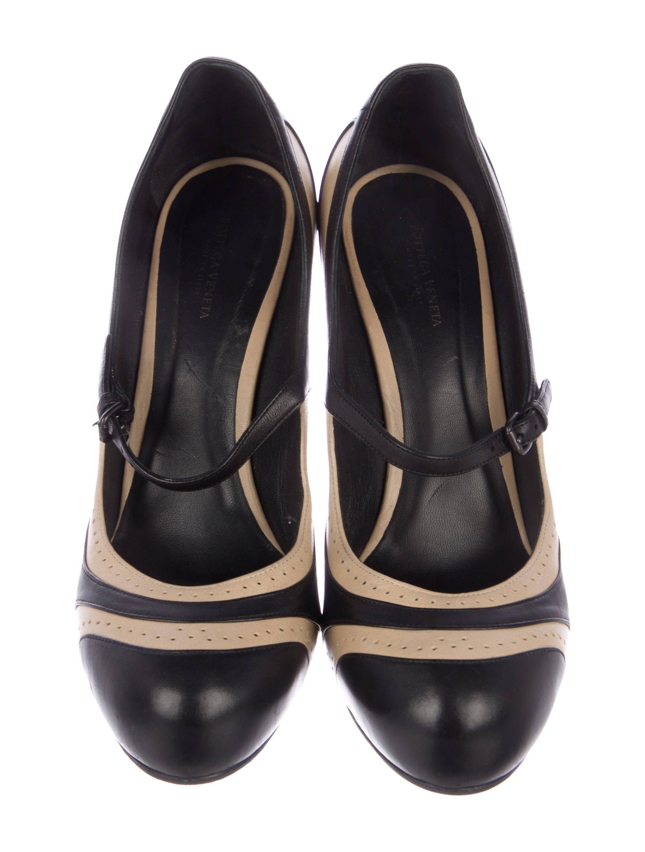 Bottega Veneta Leather Mary Jane Pumps - Shoes - BOT65159 | The RealReal