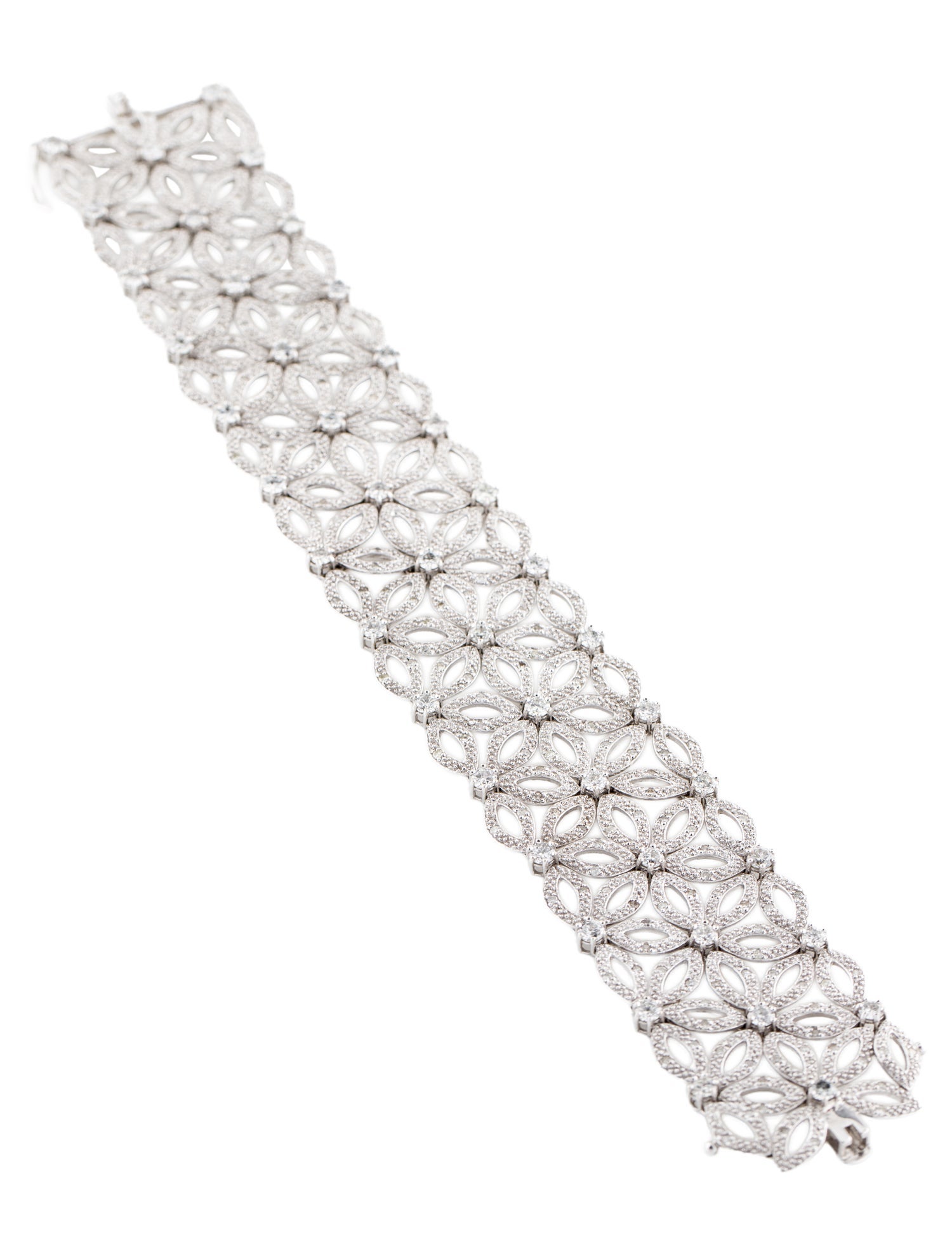 Bracelet 18K 9.96ctw Diamond Wide Floral Link Bracelet