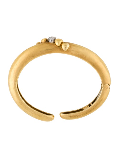 Bracelet Marlene Stowe 18K Diamond Heart Cuff