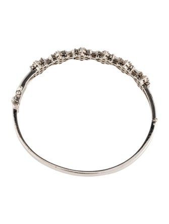 Bracelet 18K 1.61ctw Diamond Bangle Bracelet