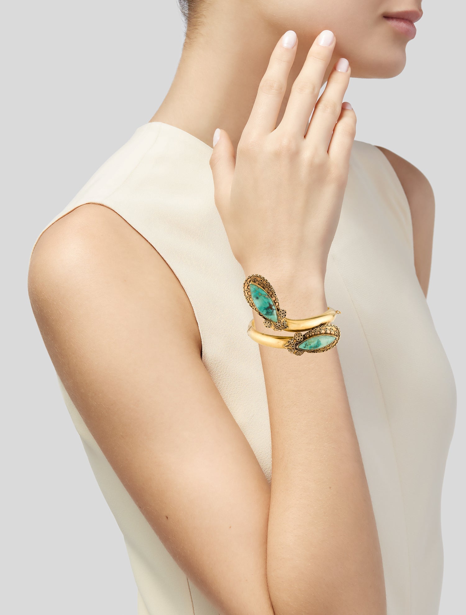 Bracelet 22K Turquoise Bypass Hinged Bangle