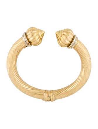 Bracelet 18K Textured Dome Hinged Cuff