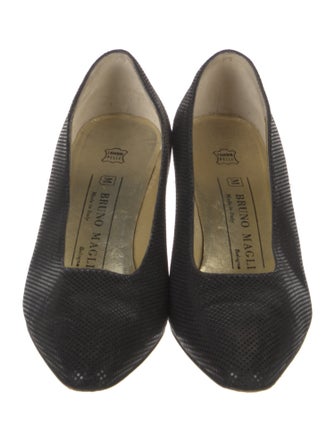Bruno Magli Pumps