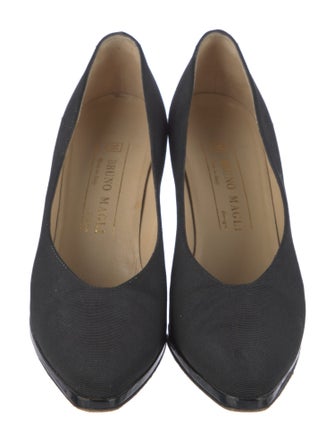 Bruno Magli Pumps