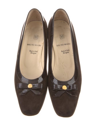 Bruno Magli Suede Bow Accents Pumps
