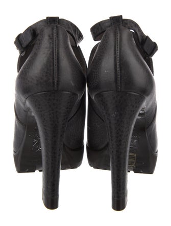 Brunello Cucinelli Leather Pumps