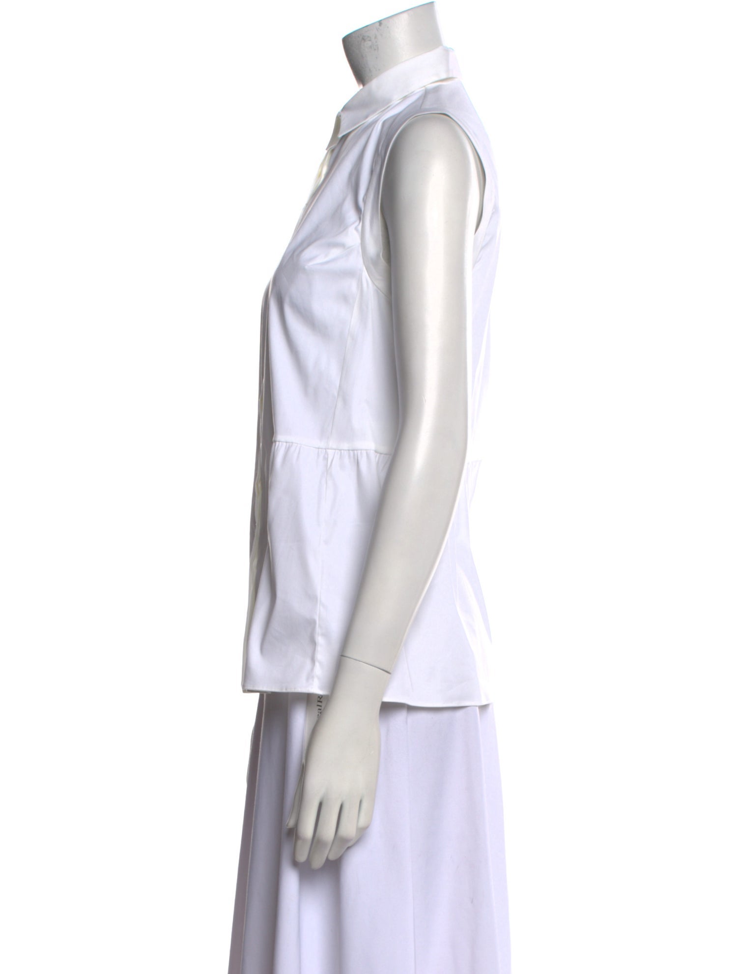Brunello Cucinelli Sleeveless Button-Up Top