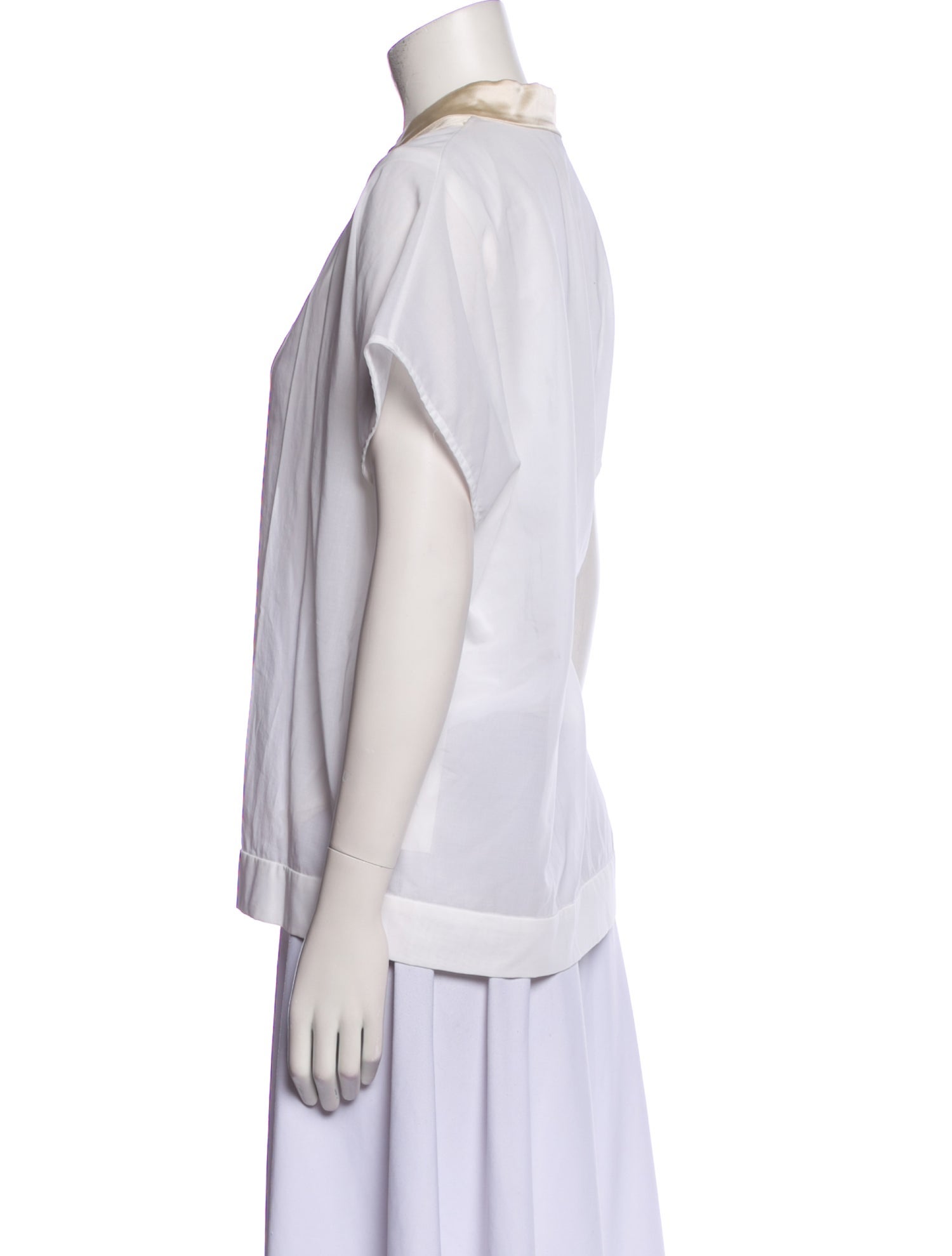 Brunello Cucinelli V-Neck Short Sleeve Blouse