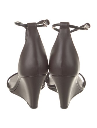 Brunello Cucinelli Leather Beaded Accents T-Strap Sandals