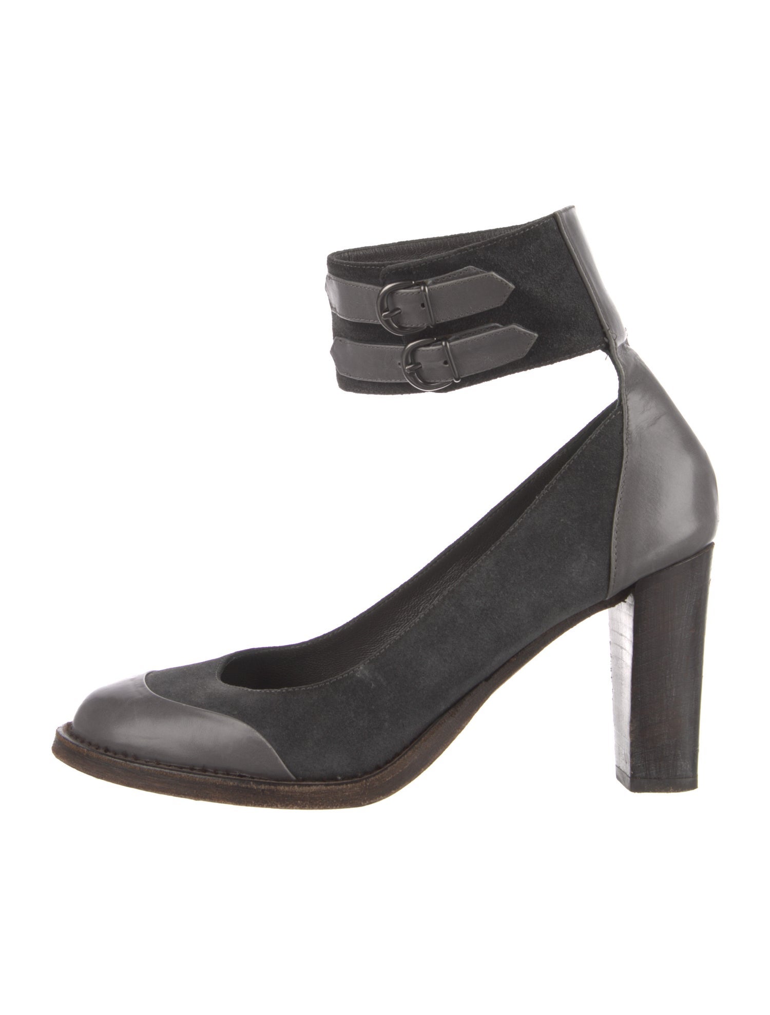 Brunello Cucinelli Leather Pumps