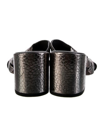 Brunello Cucinelli Monili Leather Mules